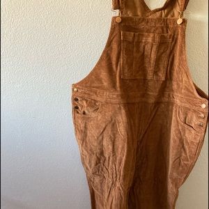 Universal Thread size 22 overalls. Camel color corduroy